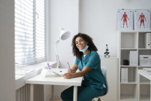 travel nurse getting license