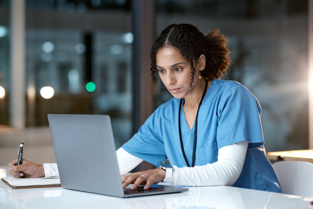 travel nurse getting license